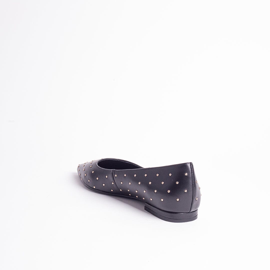 BRIE STUD