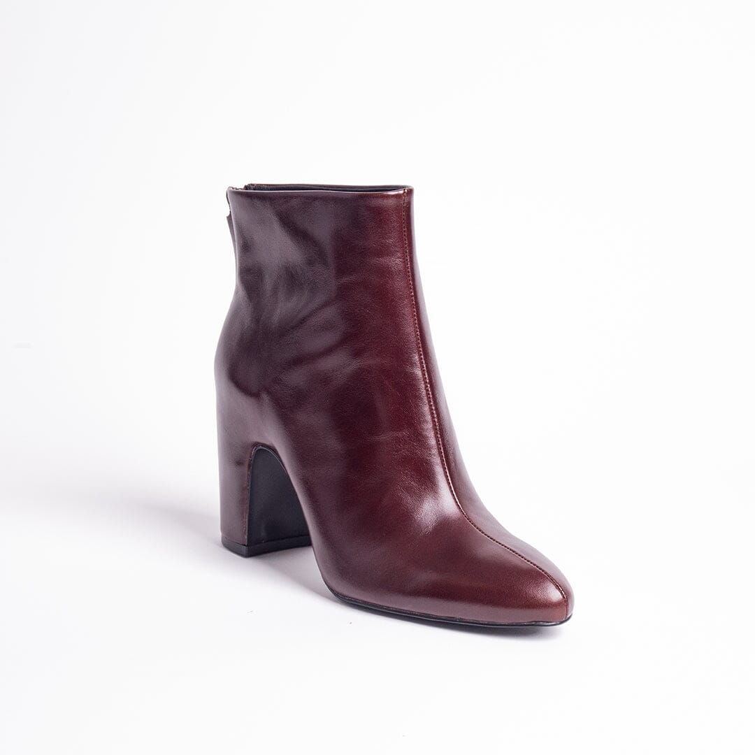 Cecelia New York NOEL LOW back zip heeled leather bootie