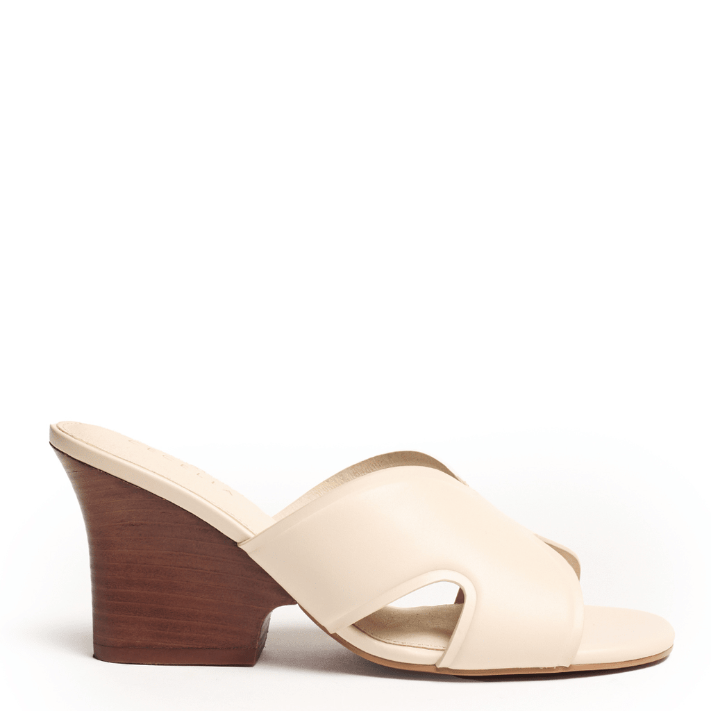 FAYE - Bone Sandal