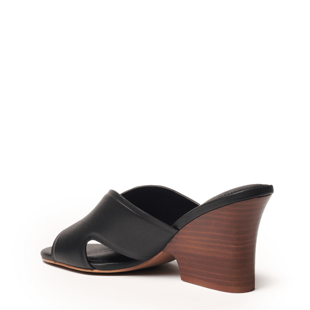 FAYE - Black Sandal