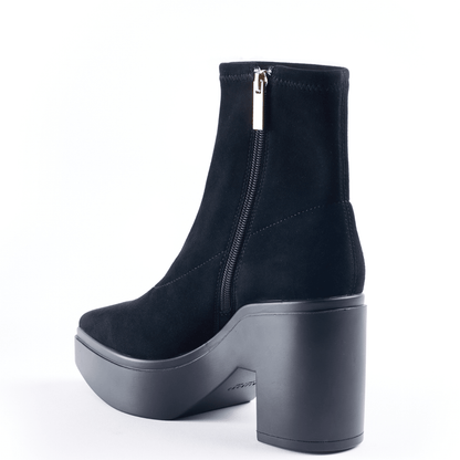 LAWRENCE - Black Suede