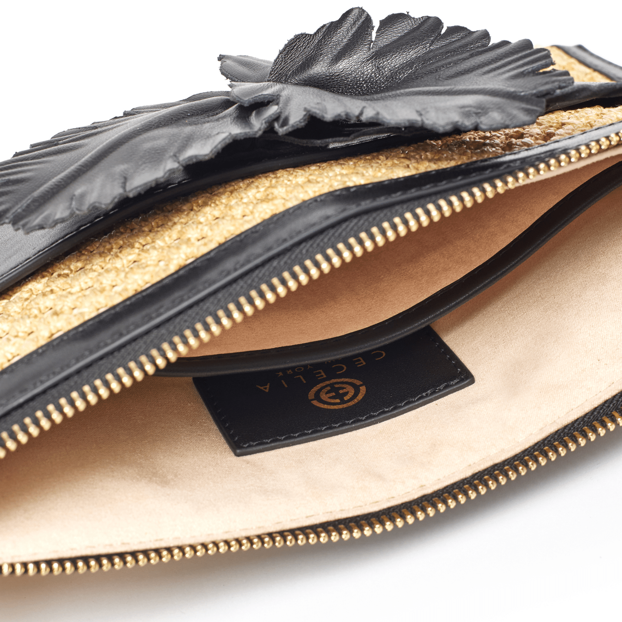 STROLL - Black and Raffia