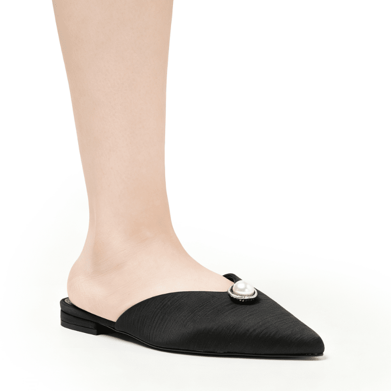 BEATRICE - BLACK SATIN
