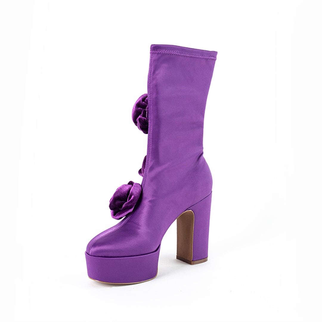 Electric pink heels – Taaramitra