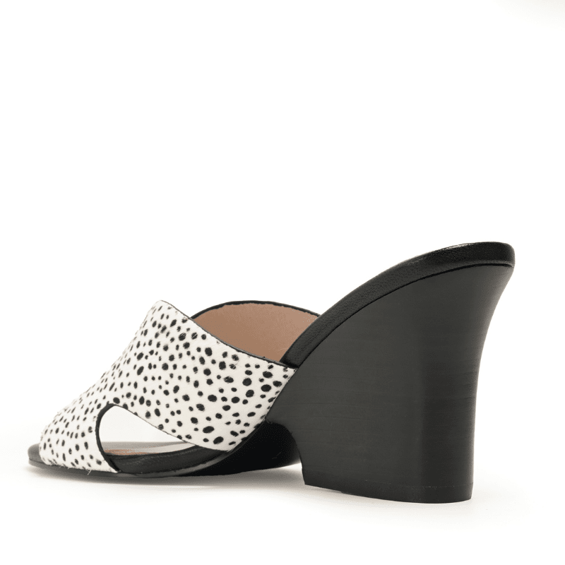 FAYE - BLACK & WHITE SANDAL