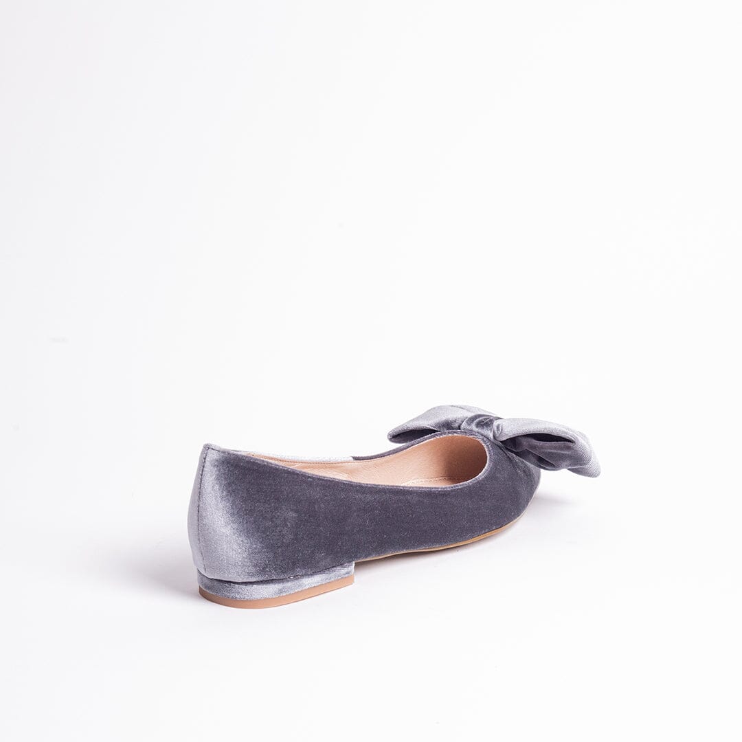 Loft bow best sale slip on flats