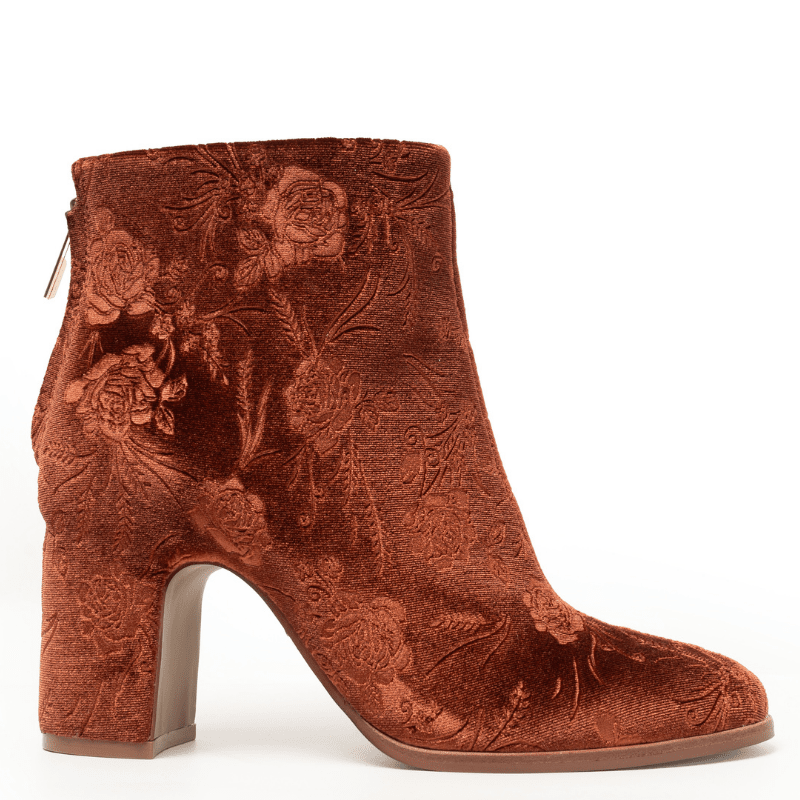 NOELLOW - COGNAC ROSE VELVET BOOTIE