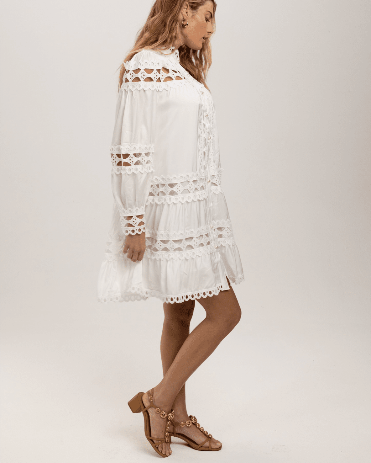 JULIE - White Dress
