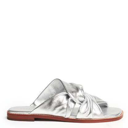 Silver flat sandal with a knotted design 